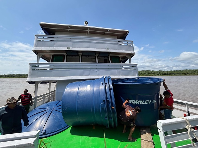 Prefeitura de Alvarães realiza entrega de unidades do SALTA-Z em comunidade ribeirinhas do município