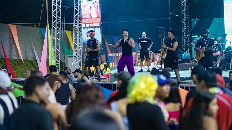 Carnaval Coari 2026 encerra com três noites de programação diversificada, segurança reforçada e participação das famílias