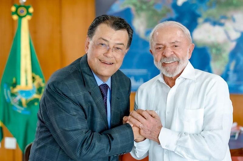Eduardo Braga se reúne com presidente Lula para destravar obras e benefícios sociais no Amazonas