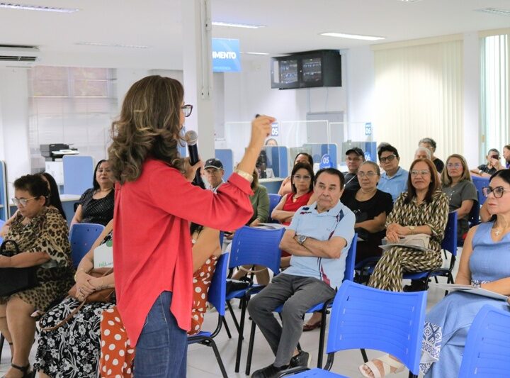 Prefeitura de Manaus homenageia 45 servidores recém-aposentados e reforça orientações previdenciárias