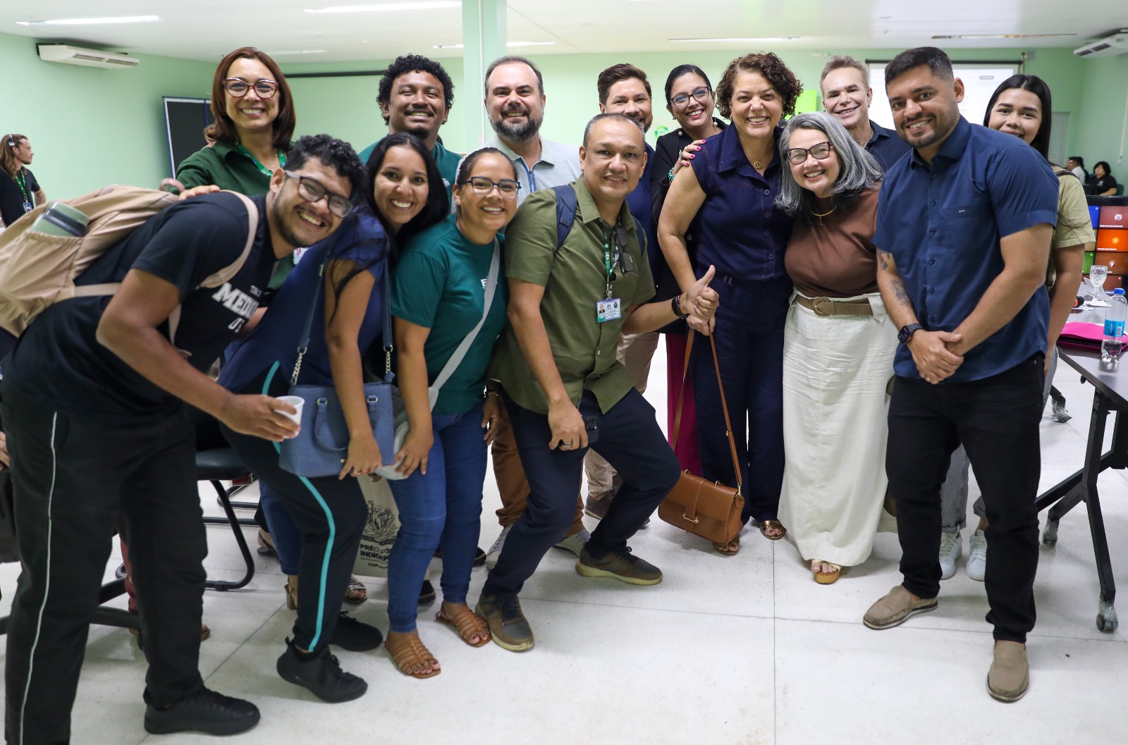 Abril Indígena: UEA fortalece políticas de inclusão e permanência de estudantes indígenas por meio de comitê gestor