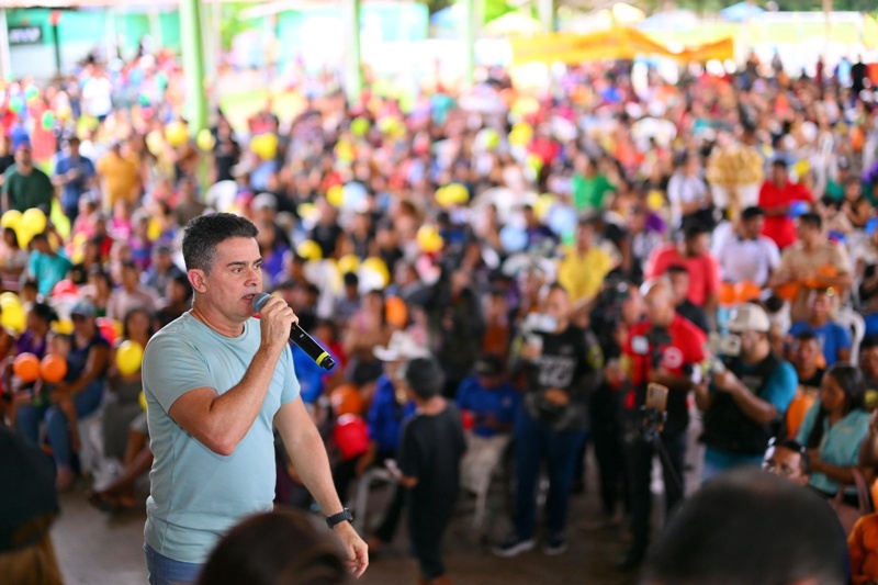 Multidão em Itacoatiara consolida avanço de David Almeida e projeta força no interior do Amazonas