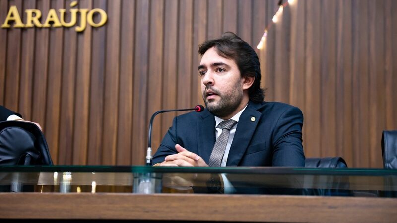 Lei de Thiago Abrahim garante prioridade no fornecimento de carbonato de cálcio para gestantes vítimas de violência doméstica