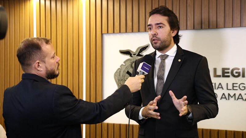 Lei de autoria de Thiago Abrahim garante apoio psicológico a vítimas e familiares de acidentes de trânsito no Amazonas