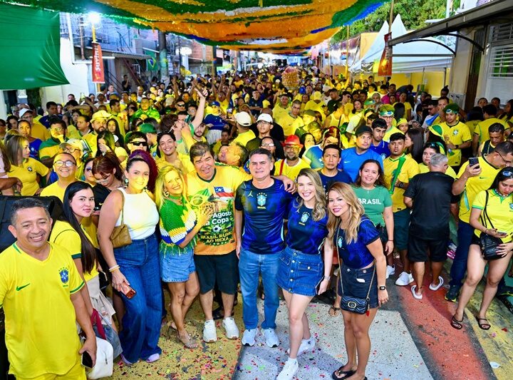 David Almeida destaca a força das comunidades durante programação da Rua da Copa no Morro da Liberdade