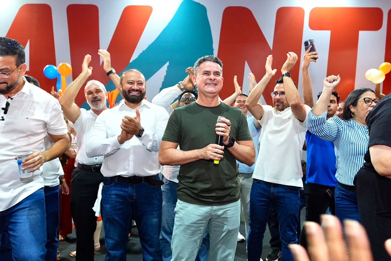 David Almeida lança pré-candidatura de Dalmir Salazar e reúne 1.200 profissionais da educação em Manaus